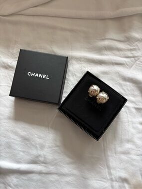 CHANEL Gold-Tone & White CC Clip-On Earrings